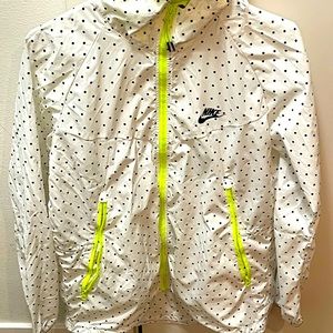 ✨✨NIKE UNISEX POLKA DOT//HIGHLIGHT WINDBREAKER